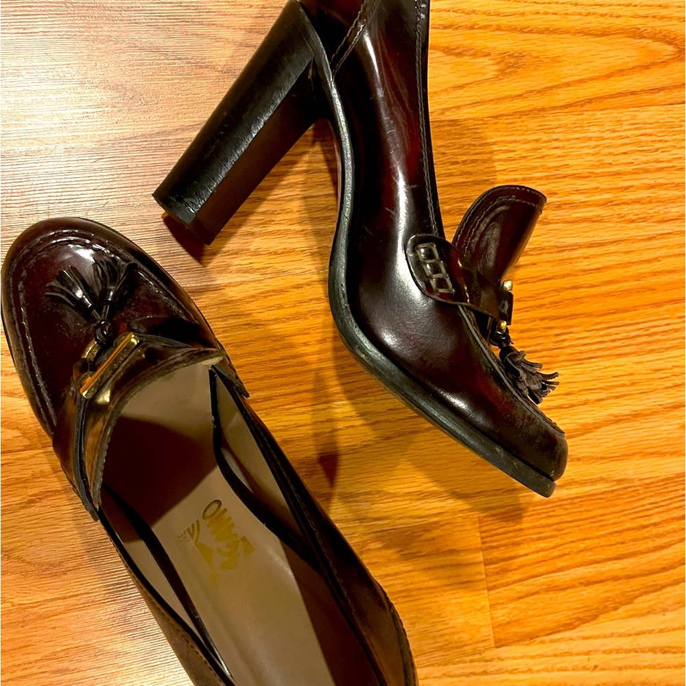 Salvatore Ferragamo shoes ..very comfortable !!! - Picture 4 of 8